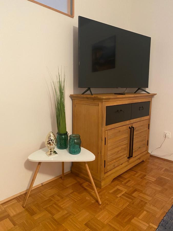 Apartment Privlaka Direkt Am Strand Mit Klima Und Neuem Badezimmer Haustiere Sind Willkommen Εξωτερικό φωτογραφία