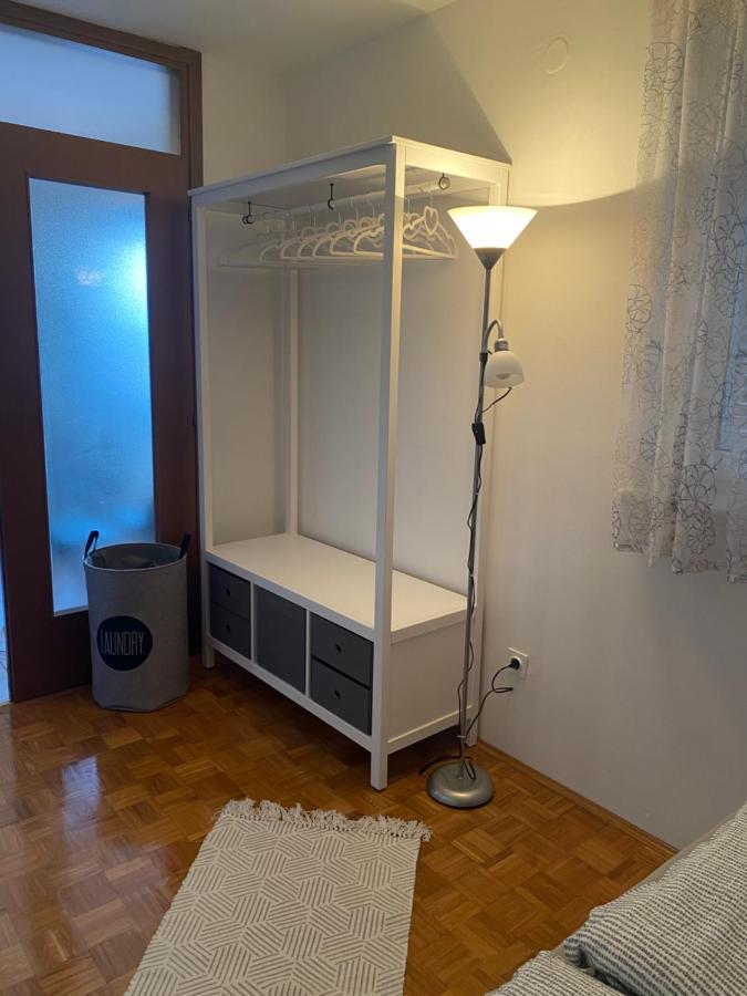 Apartment Privlaka Direkt Am Strand Mit Klima Und Neuem Badezimmer Haustiere Sind Willkommen Εξωτερικό φωτογραφία